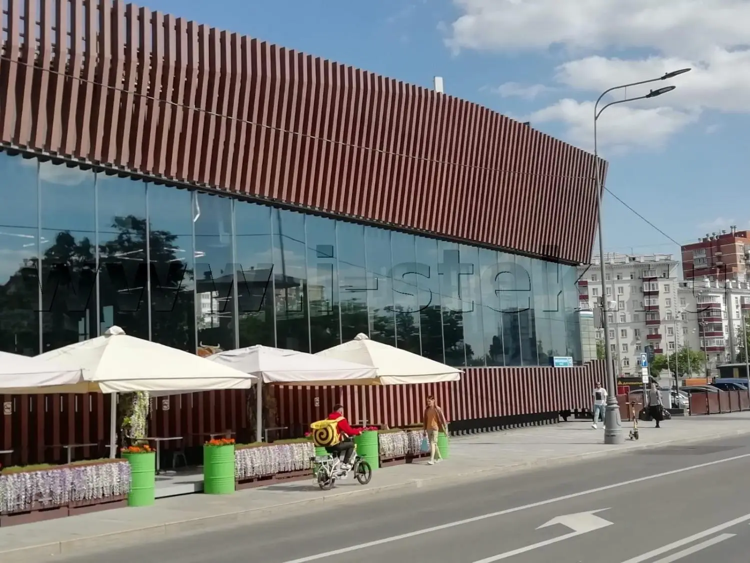 Тонирование стекол на рынке "ВЕЛОЗАВОДСКИЙ"