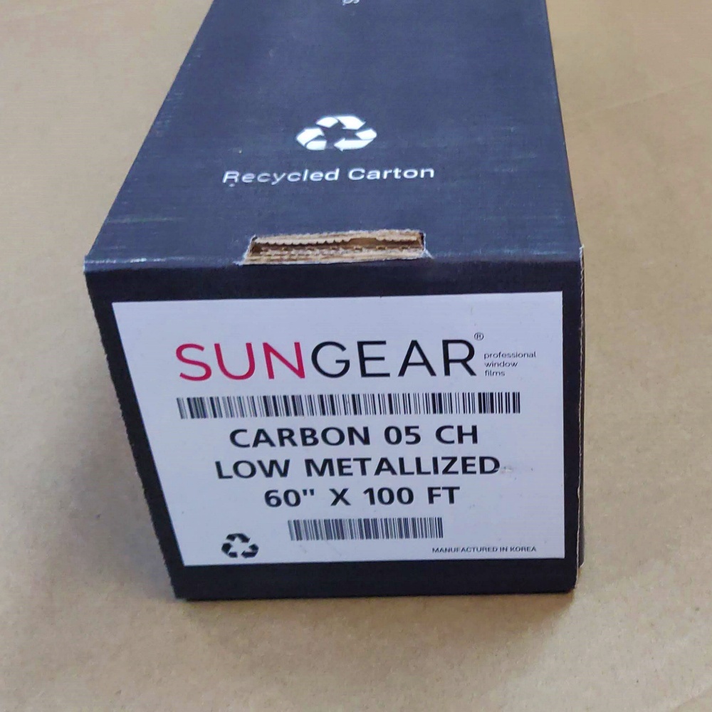 Автомобильная тонировочная пленка SUNGEAR CARBON CH 05 LOW METALLIZED  купить - ISTEK group